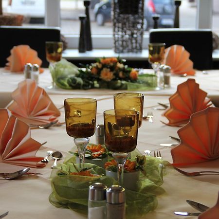 Hotel-Restaurant Holsteiner Hof Geesthacht Εξωτερικό φωτογραφία