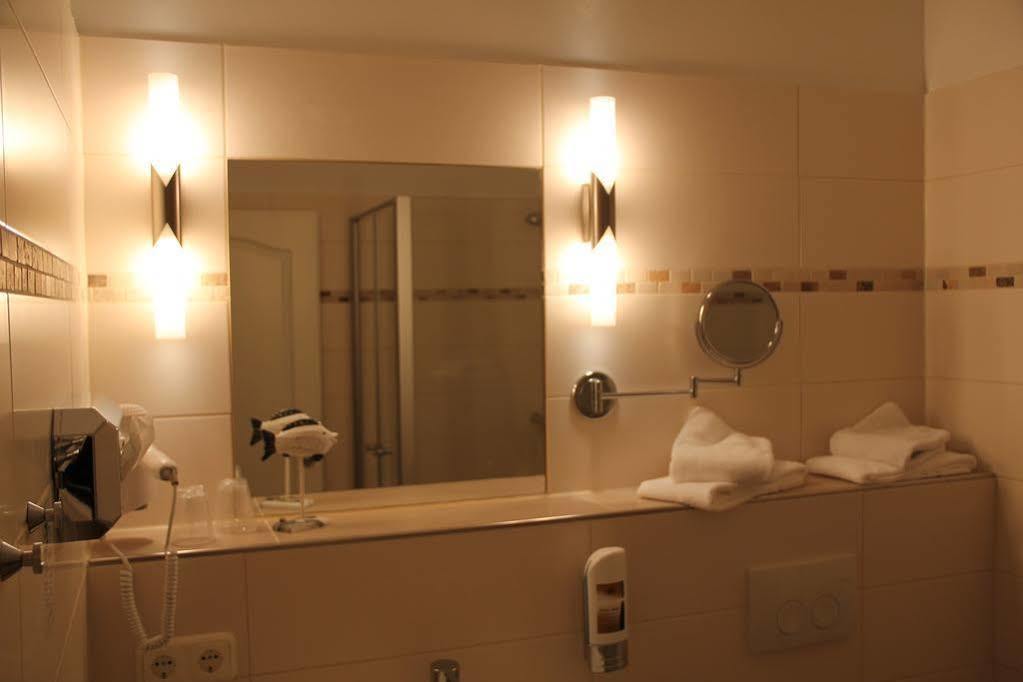 Hotel-Restaurant Holsteiner Hof Geesthacht Εξωτερικό φωτογραφία