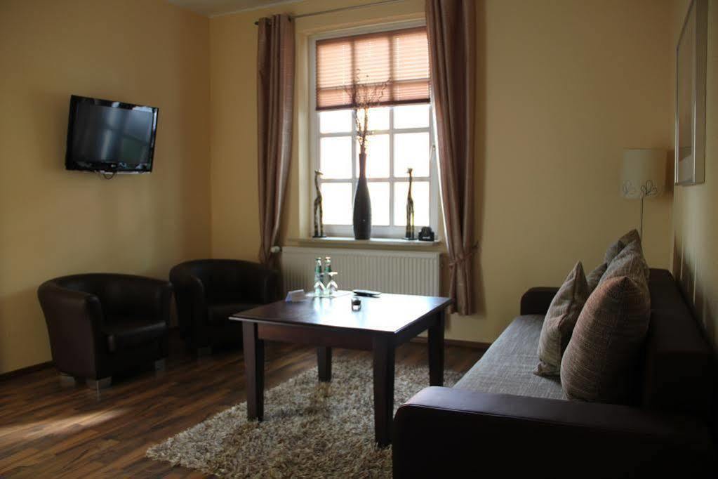 Hotel-Restaurant Holsteiner Hof Geesthacht Εξωτερικό φωτογραφία